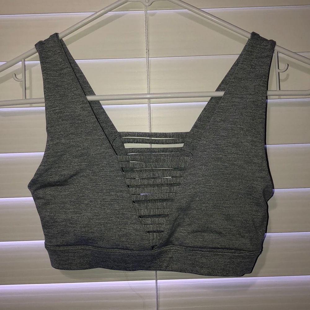 Sports bra